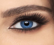 What are the varieties and factors of cheap colored contact lenses?